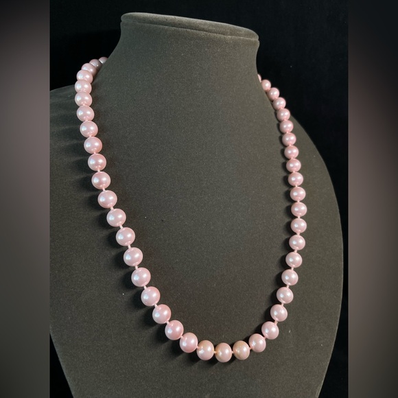 Vintage pink, fake pearls - Picture 3 of 5